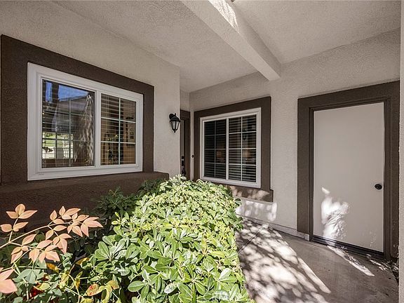 5th image of 208 Chaumont Cir