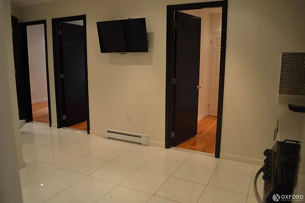 Rented by Oxford Property Group | media 23