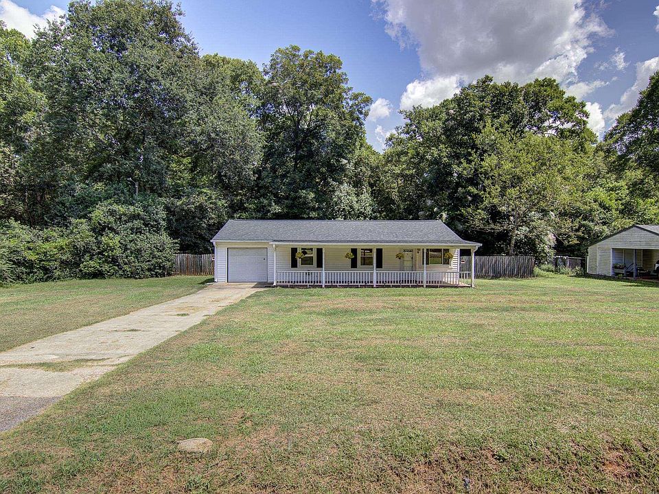1st image of 9 Coulter Dr