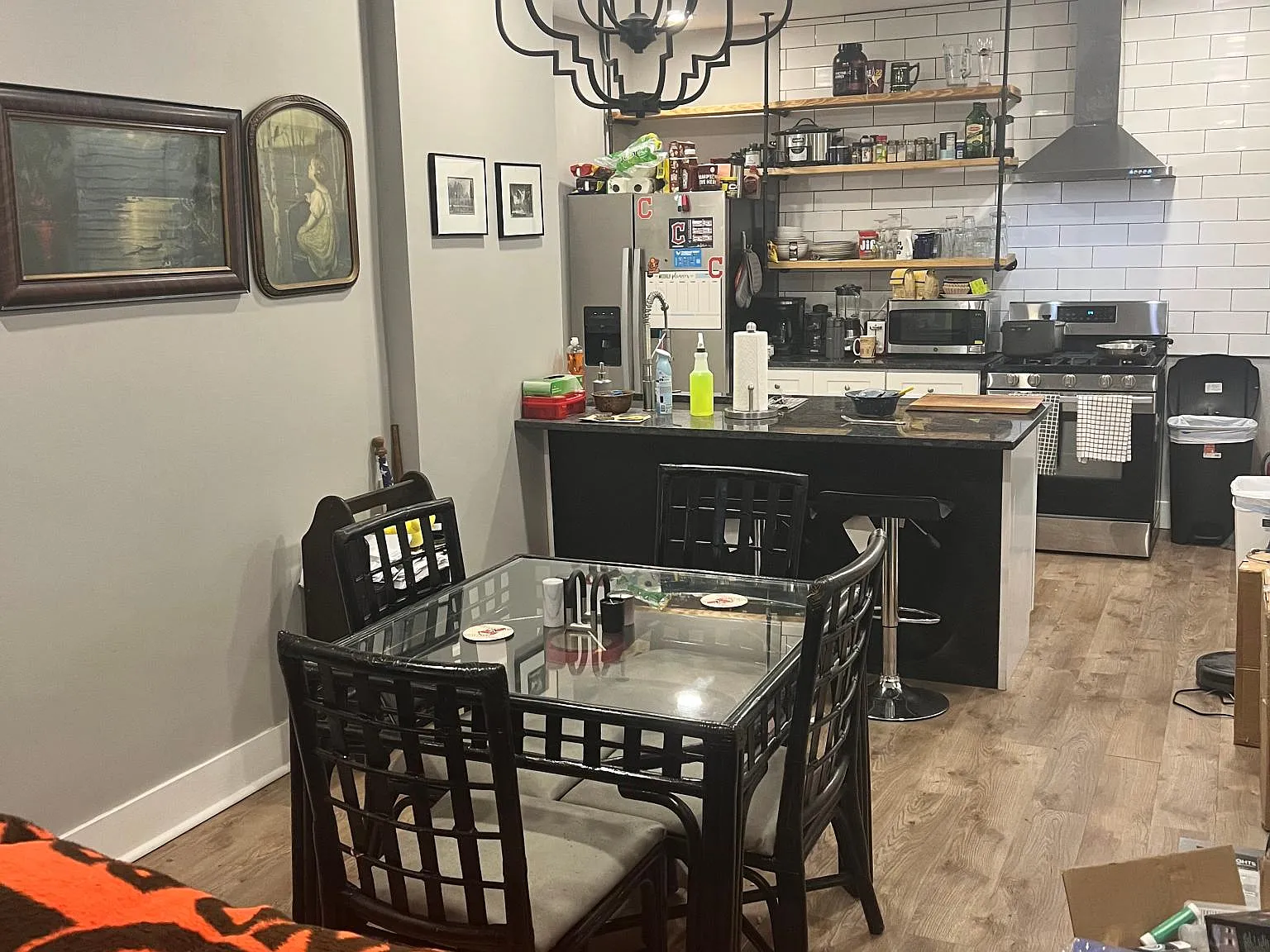 2 bed, 900 sqft, $1,365 — Photo 3