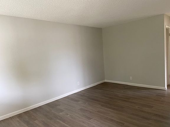 5th image of 2292 Deborah Dr APT 4