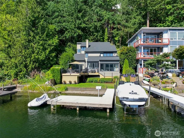2002 W Lake Sammamish Parkway NE, Redmond, WA 98052