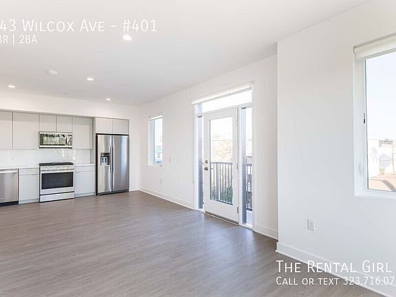 3rd image of 843 Wilcox Ave #401