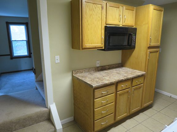 plenty of storage, microwave
