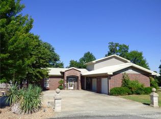 20 Pecan Ln, Eufaula, OK 74432