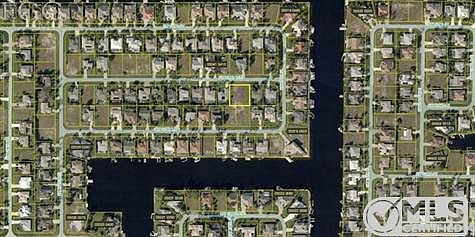 2nd image of 2512 SW 52nd Ter