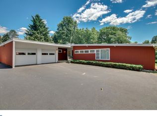 3340 Arcola Rd, Collegeville, PA 19426