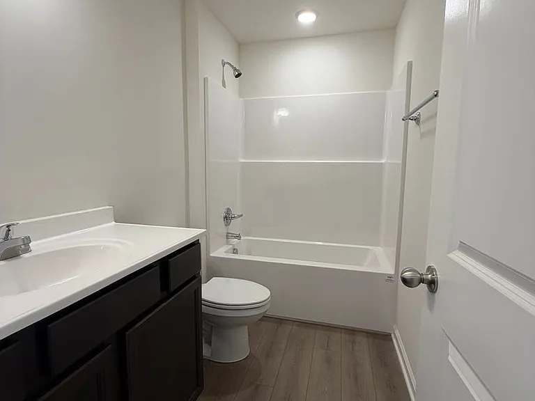 836 Halford Pl — Photo 25
