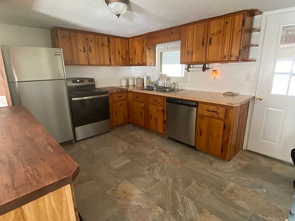 Large country kitchen