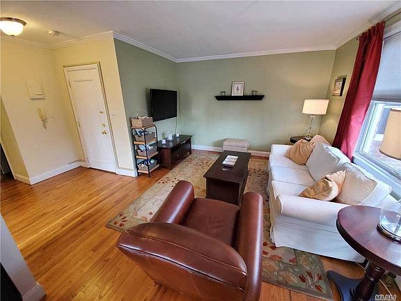 4th image of 20 Edwards St APT 2D