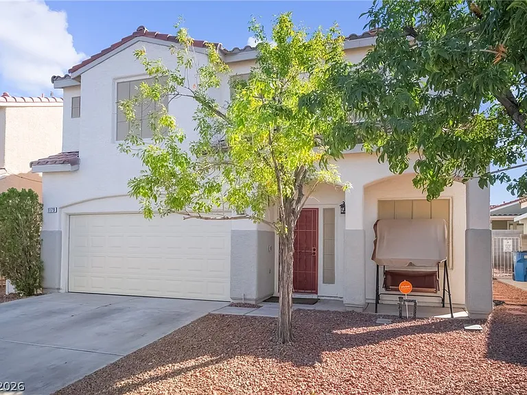 1179 Antoinette St — Photo 2