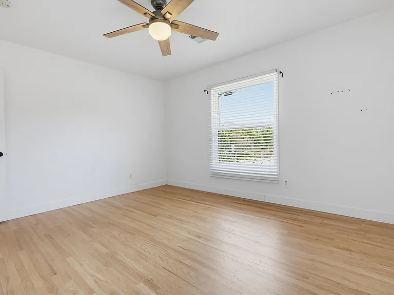 4776 Garfield St — Photo 21