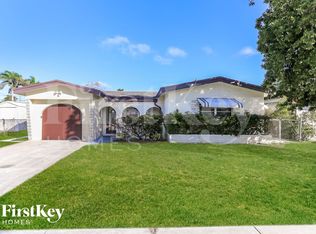 7481 Lincoln St, Hollywood, FL 33024