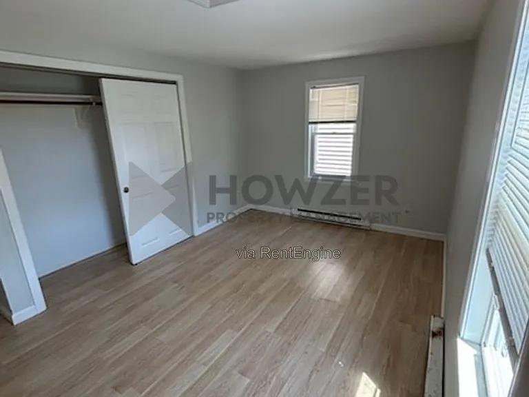 1029 Iyannough Rd #1D — Photo 3