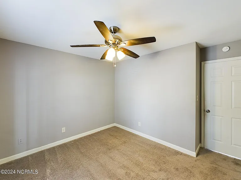 3520 Casine Ct — Photo 21