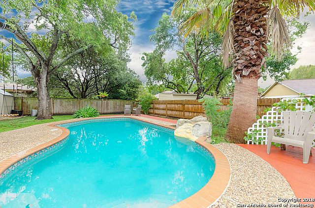 1st image of 2914 Floral Way Dr