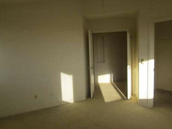 4th image of 19 Kaalea Way APT 12D
