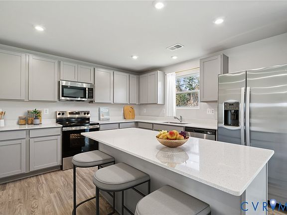5th image of 301 Wilson Creek Dr