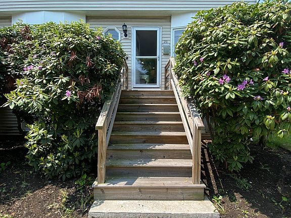 2nd image of 29 Lowell Street Ct #1