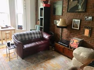 104 Magazine St #2, Cambridge, MA 02139