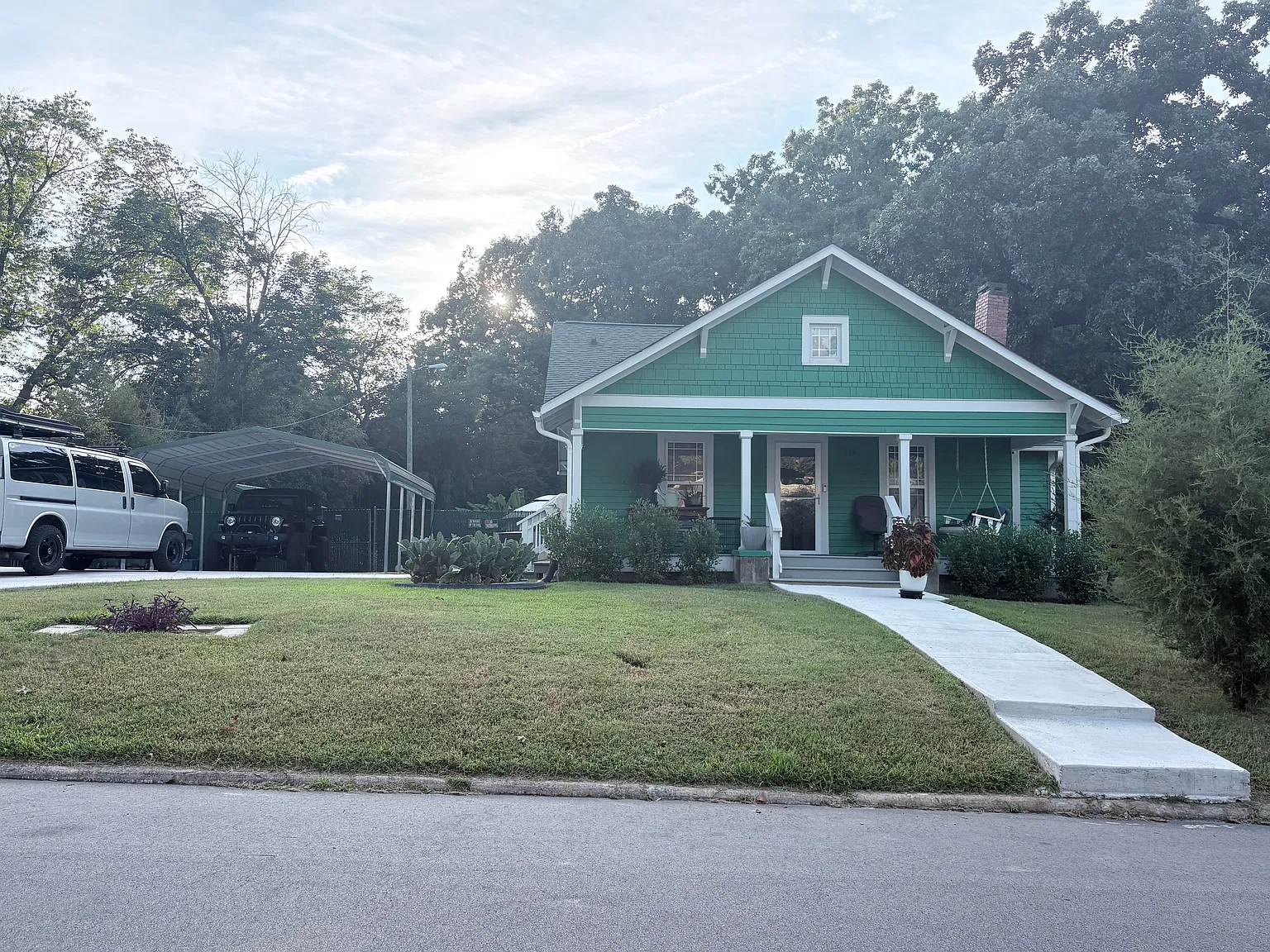 5 bed, 1753 sqft, $2,000 — Photo 2