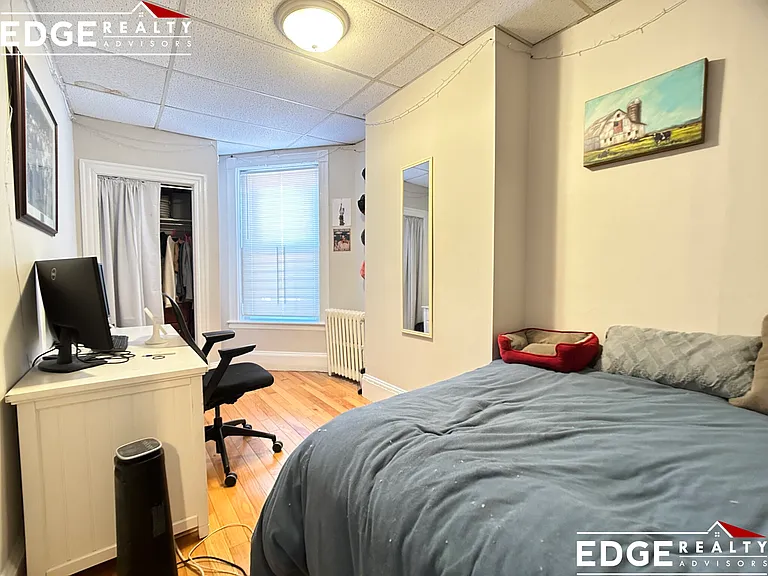 1 Linden St #4B — Photo 3