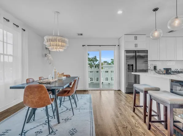 47 Oldfields Rd #2, Boston, MA 02121