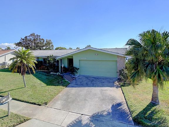 2nd image of 13828 Kimberly Dr