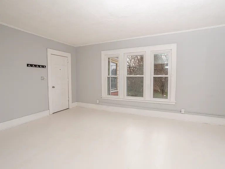 101 Elizabeth St #2 — Photo 6