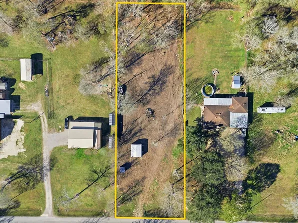 365 County Road 4014, Dayton, TX 77535