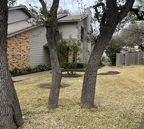2nd image of 8114 Forest Mesa Dr #B