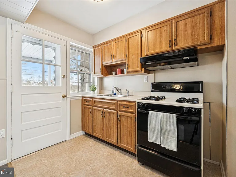 8711 Old Line Rd — Photo 8