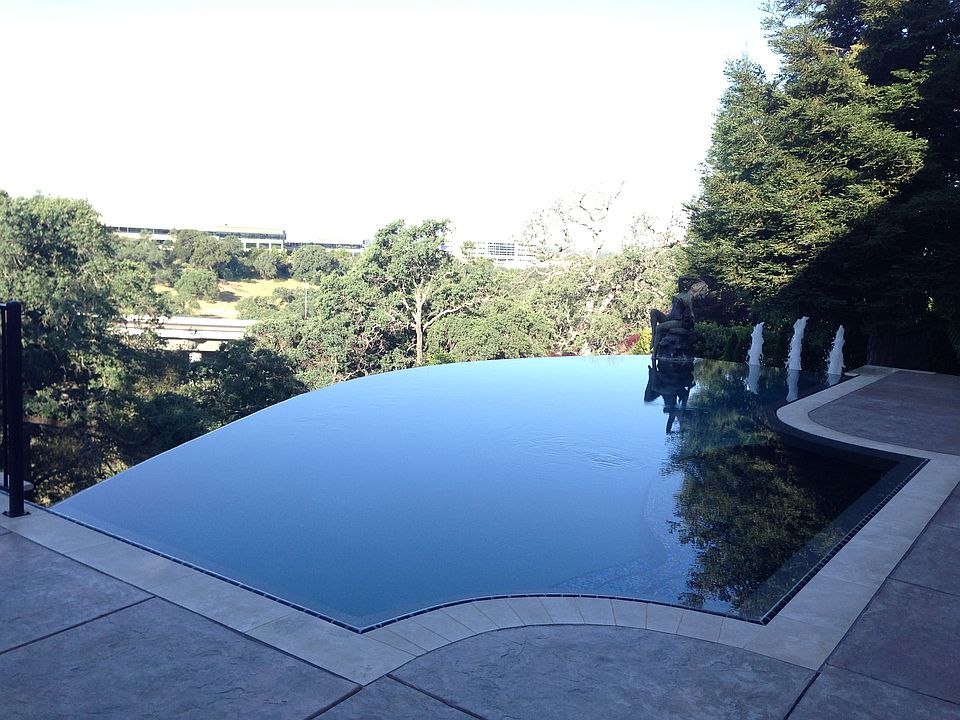 1st image of 1408 Oak Hill Way