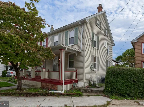 143 Nissley St, Middletown, PA 17057