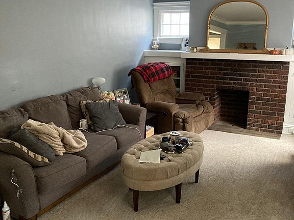 2nd image of 1356 Marlowe Ave Unit 1