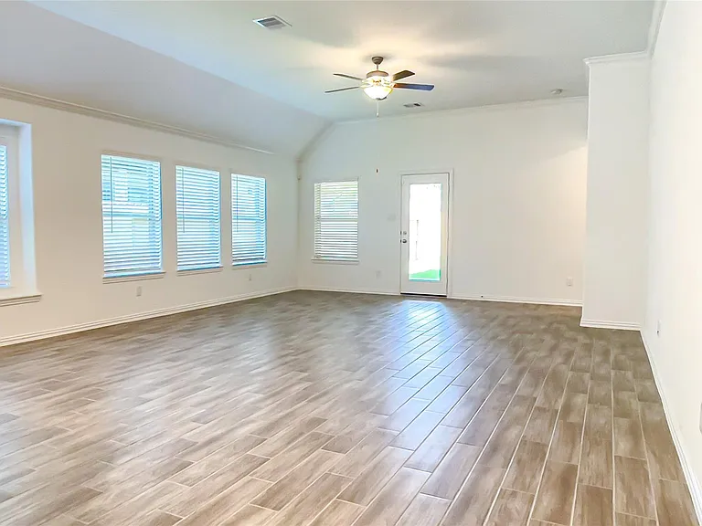 21735 N Enchanted Rock Dr — Photo 14