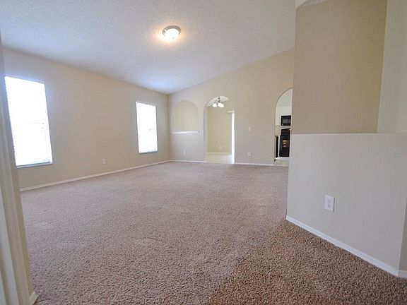 5th image of 1024 Great Shady Ln