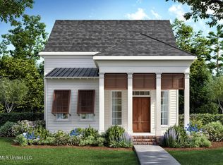 12462 Star Ln, Gulfport, MS 39503