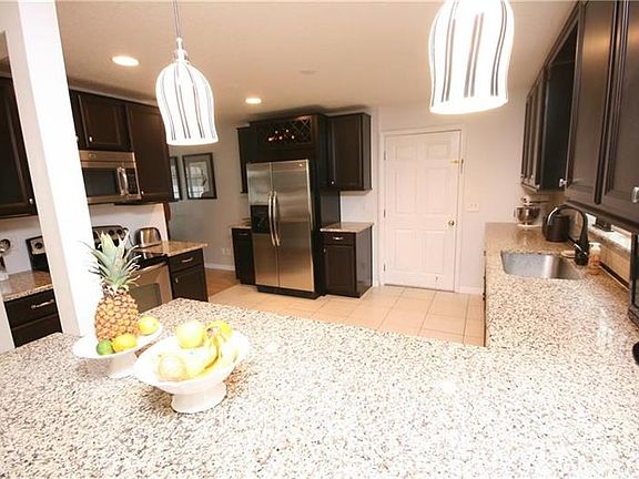 4th image of 6210 S Himes Ave