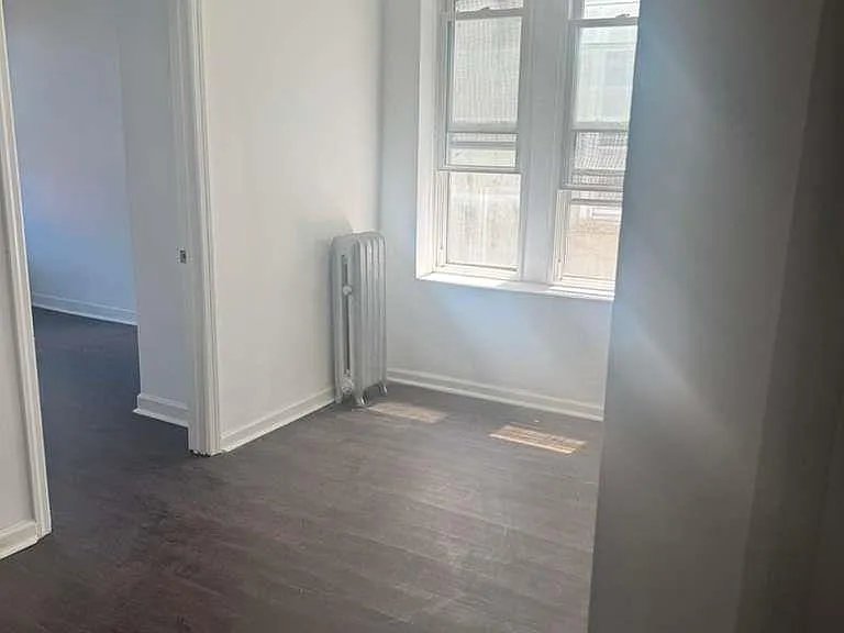 317 E 96th St #2R — Photo 5