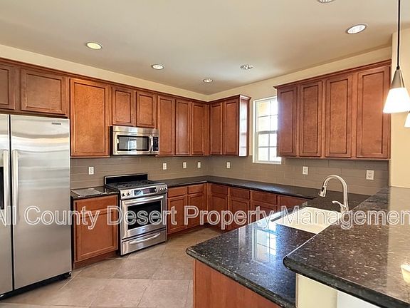 3rd image of 52275 Desert Spoon Ct