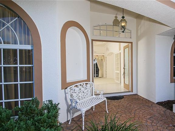 5th image of 13715 Long Lake Ln