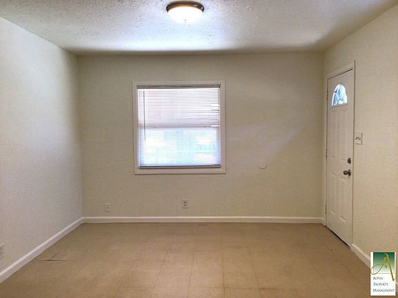 3rd image of 2717 37th St