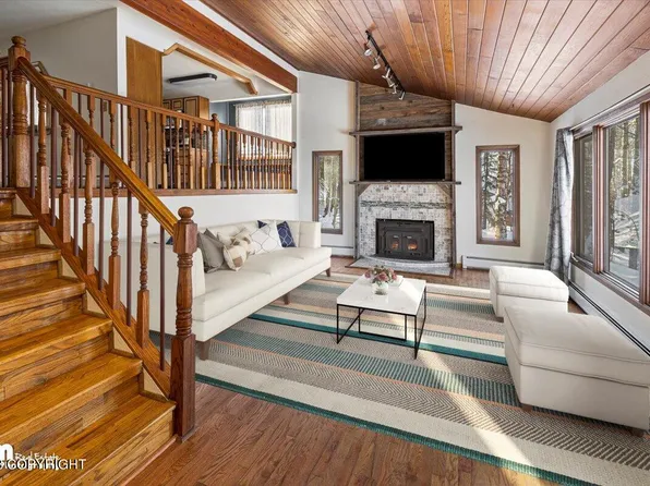 22474 Deer Park Dr, Chugiak, AK 99567