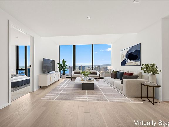 2nd image of 333 Ward Ave #Penthouse 4111