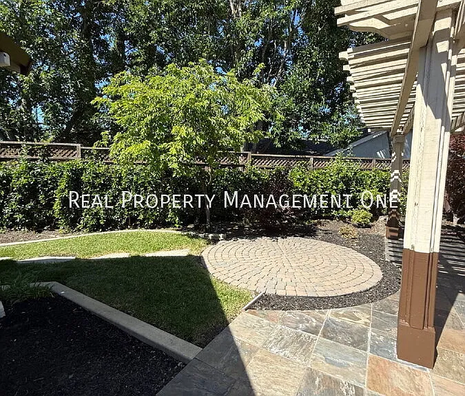 4682 Laramie Gate Ct — Photo 43