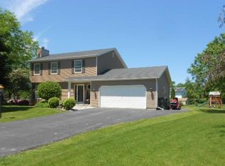 2430 Catherine Dr, Racine, WI 53402