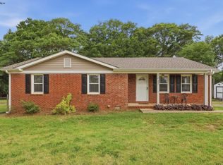 1045 Knollwood Acres Rd, Boiling Springs, SC 29316