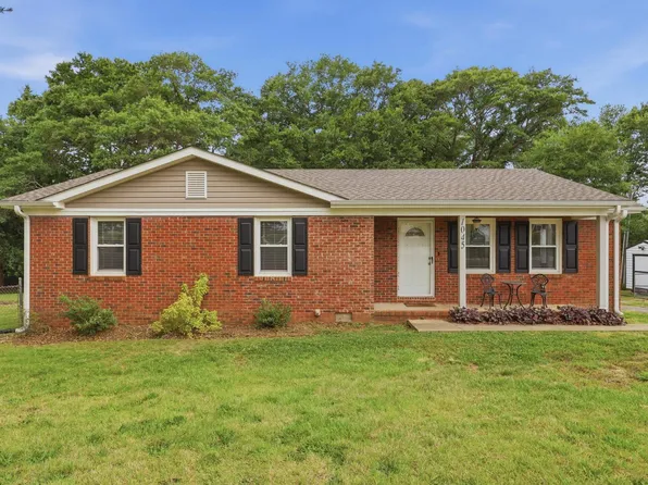 1045 Knollwood Acres Rd, Boiling Springs, SC 29316