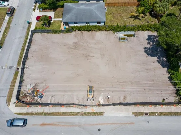 3250 NE 3rd Ave, Fort Lauderdale, FL 33334